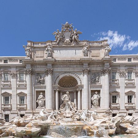 Luxury Suite Trevi Rome Exterior photo