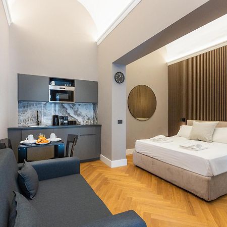 Luxury Suite Trevi Rome Exterior photo