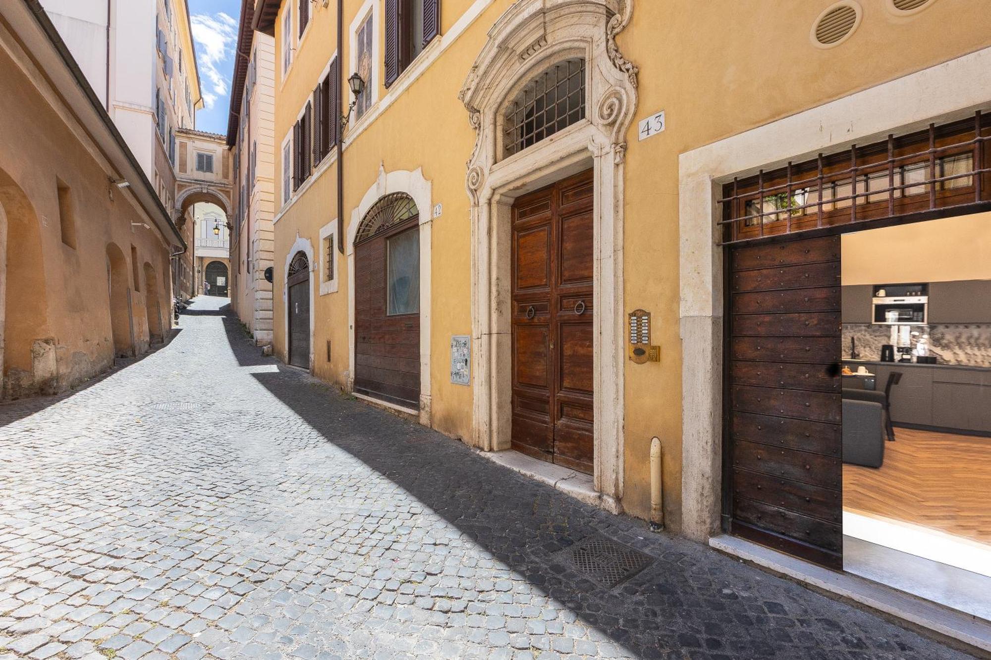 Luxury Suite Trevi Rome Exterior photo